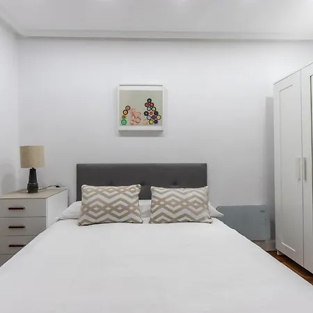 아파트 Stylish 4 Double Rooms, 빌바오