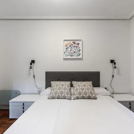 Charming 4 Double Bed Steps From The Old Town * Bilbao